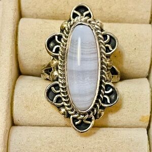 VTG Southwest Mexico Sterling Silver Blue Lace Agate Ring Size 8 White Twist